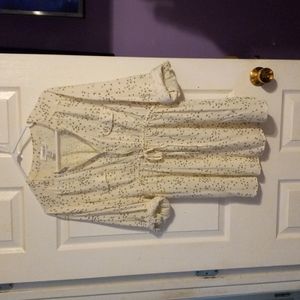 Adorable maternity top